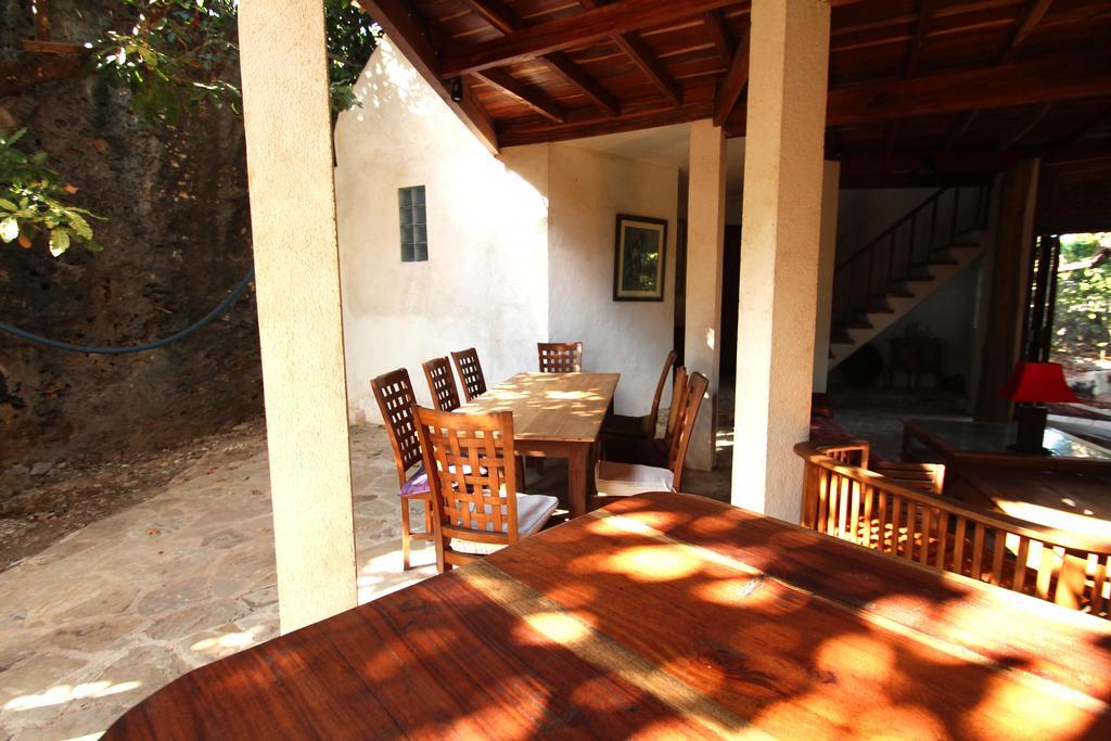Boa Hill Surf House Hotel Nembrala Exterior photo